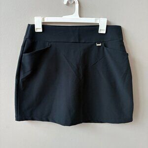 Greg Norman Performance skort, Black, Size Medium(8/10)